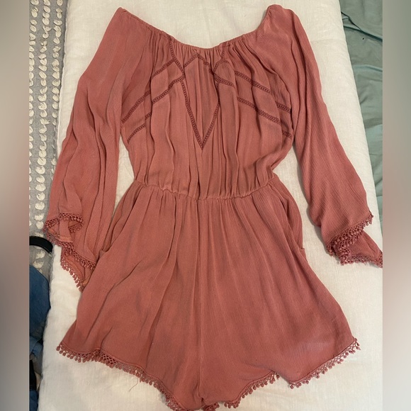 Blush romper - Picture 1 of 1